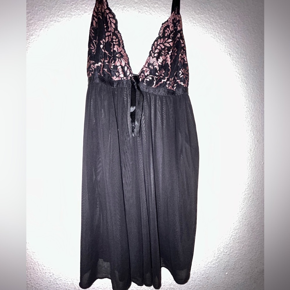 Chic Black and Pink Lace Chemise